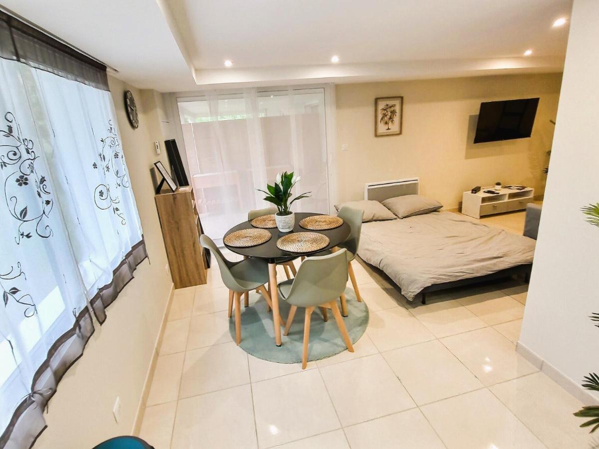 Le Petit Rocher 30M2- Studio Standing 3 Etoiles Saint-Aignan-Grand-Lieu Esterno foto